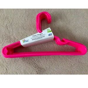 Mainstays Kids: Plastic Hangers: Pack of 10 - Brand New! 💗